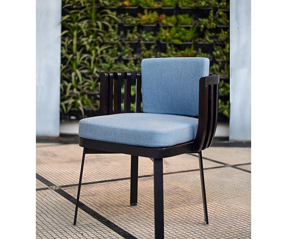 Regina Chair 7