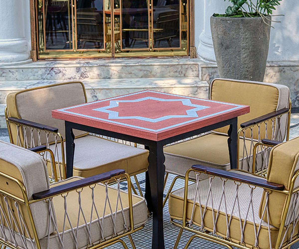 Amanda Dining Table 8