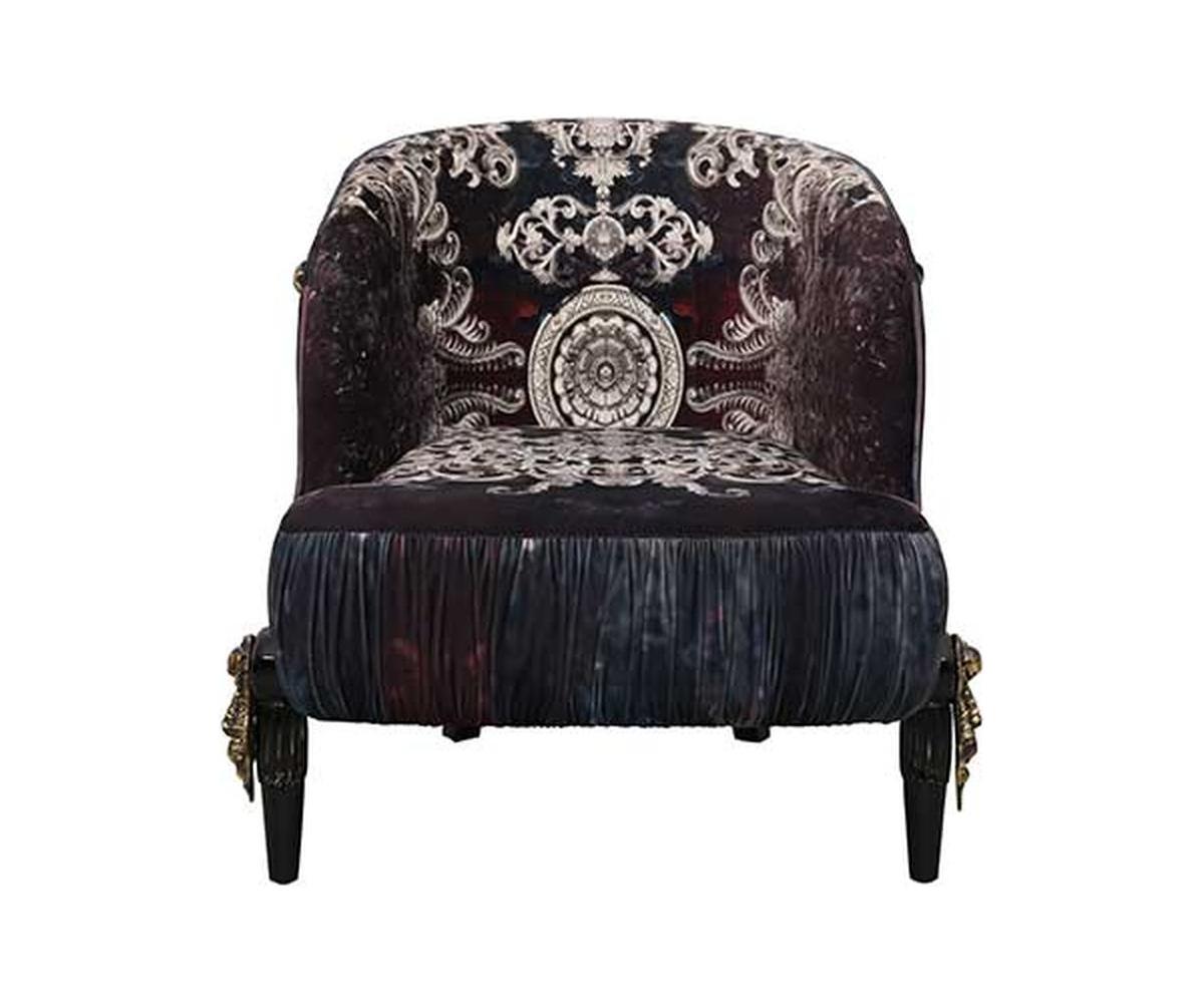 Rocky Star’s Baroque Club Chair 6