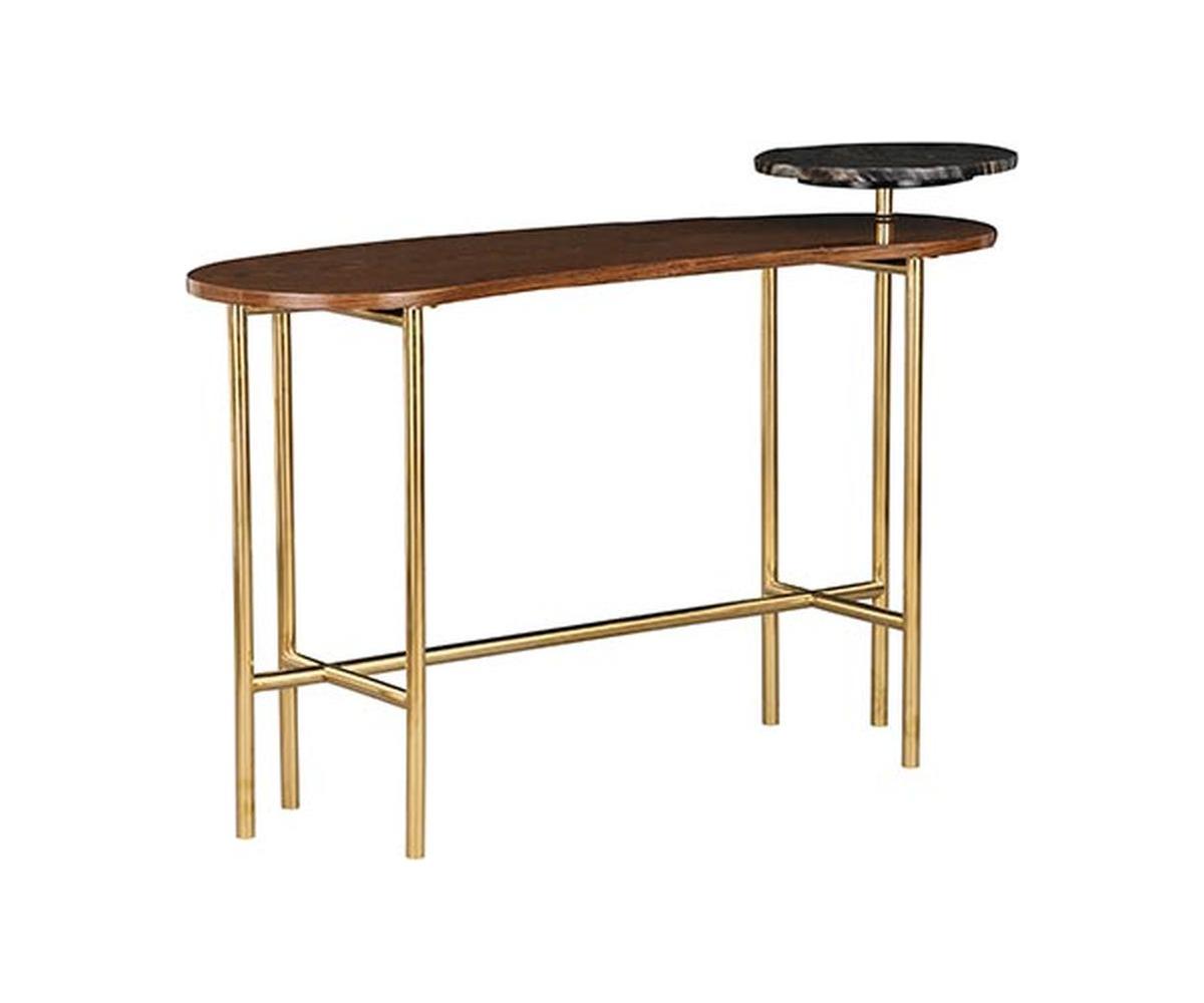Nolan Desk 5