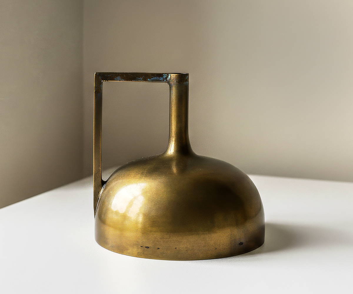 Brass Bellpour