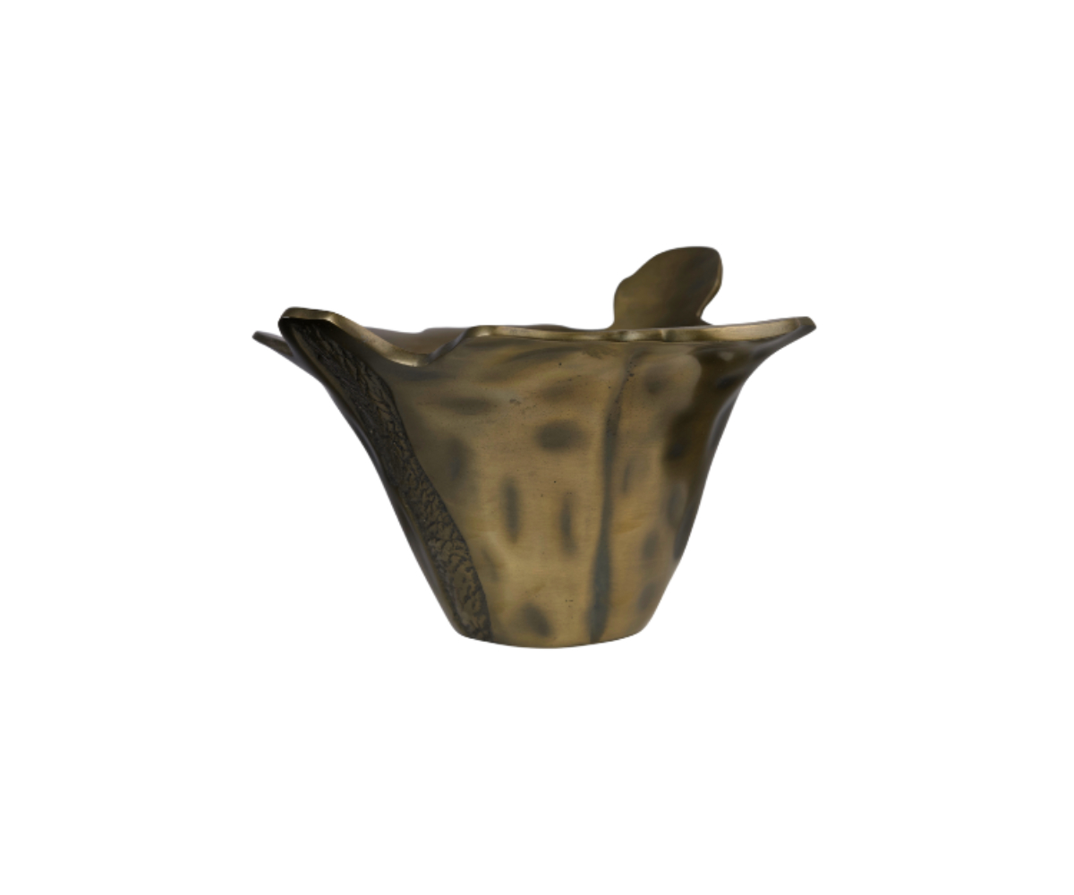 Petal Crest 4