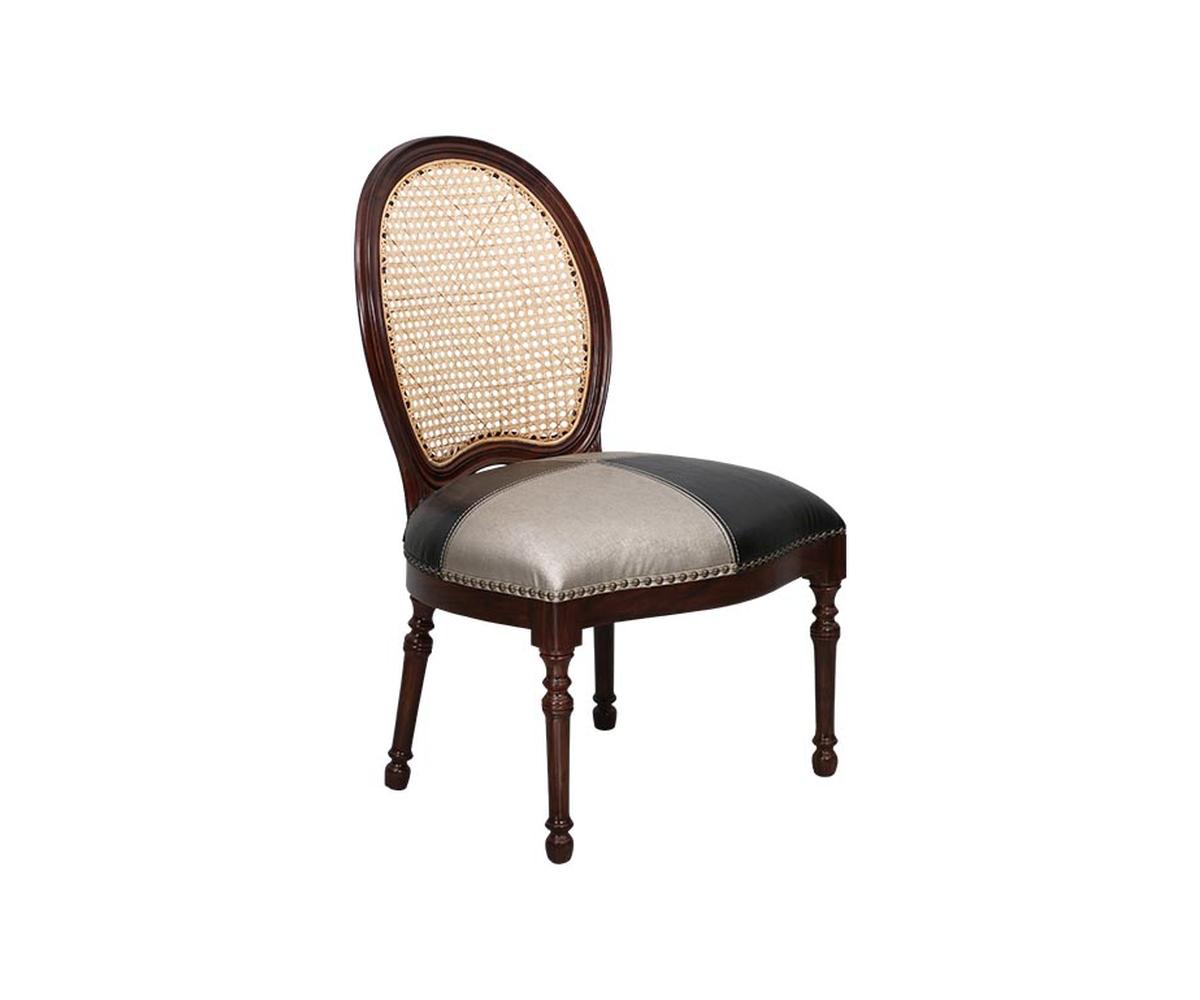Curve Line Chair 5