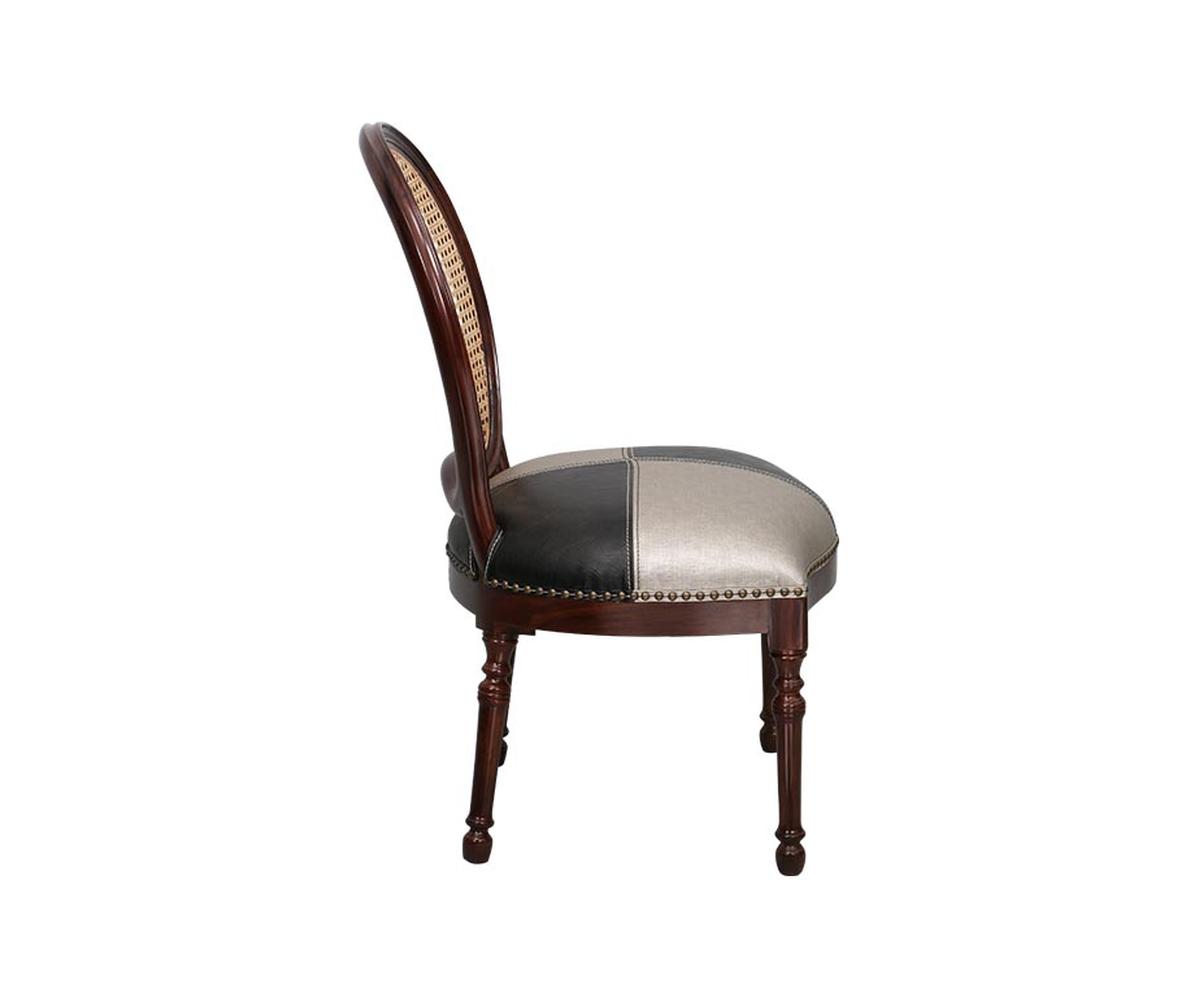 Curve Line Chair 7